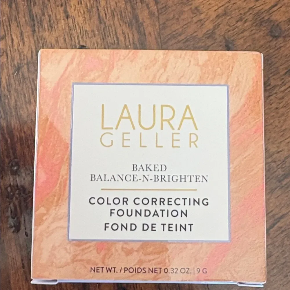 NIB Laura Geller Baked Balance-n-Brighten Color Correcting Foundation Porcelain
